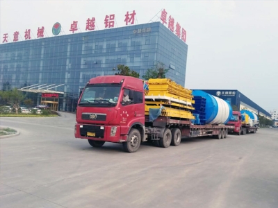 熱烈祝賀內(nèi)蒙古客戶輕質(zhì)墻板生產(chǎn)線成功啟運！